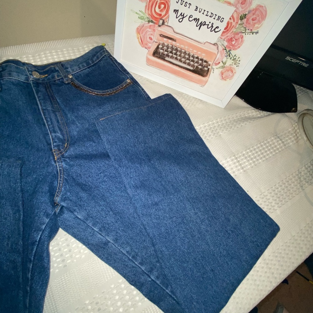 Cache vintage jeans with leather details around  pockets Size 12 excellent cond - Picture 6 of 6